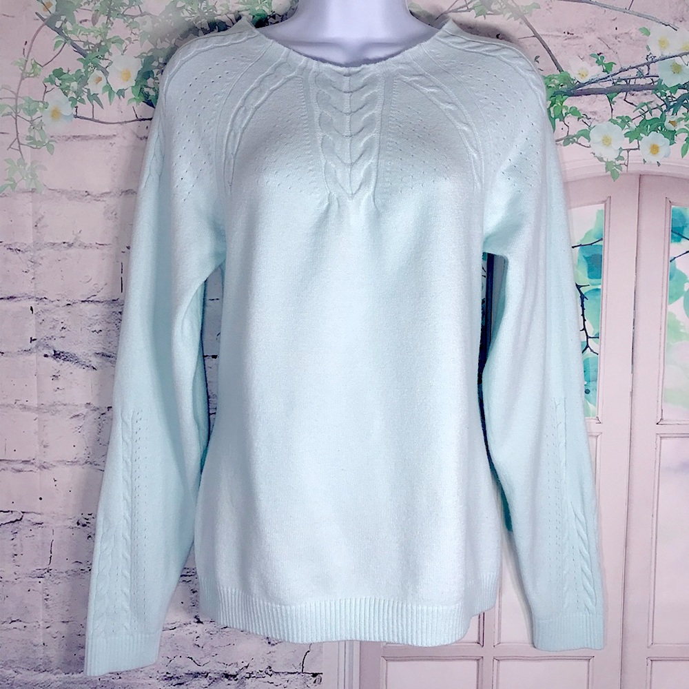 VENUS Soft Long Sleeve Mint Sweater Large